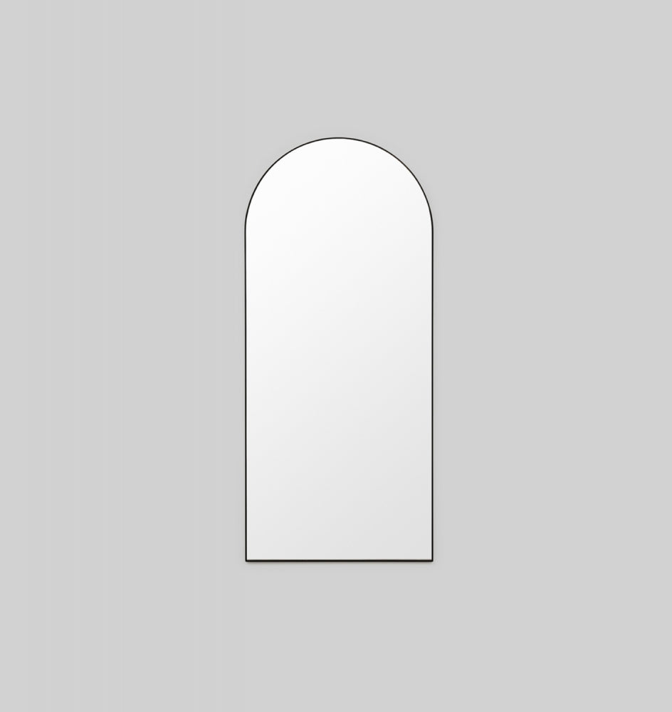 Bjorn Arch Floor Black