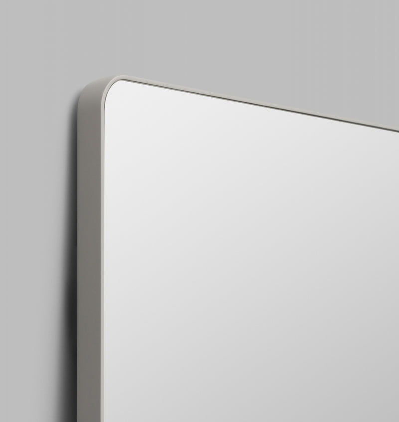 Flynn Curve Leaner: Mid Grey