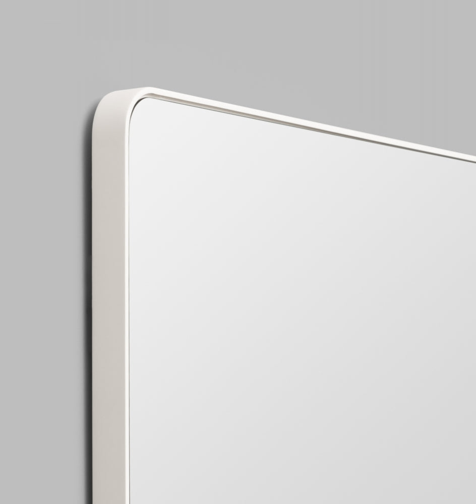 Flynn Curve Rectangle: White